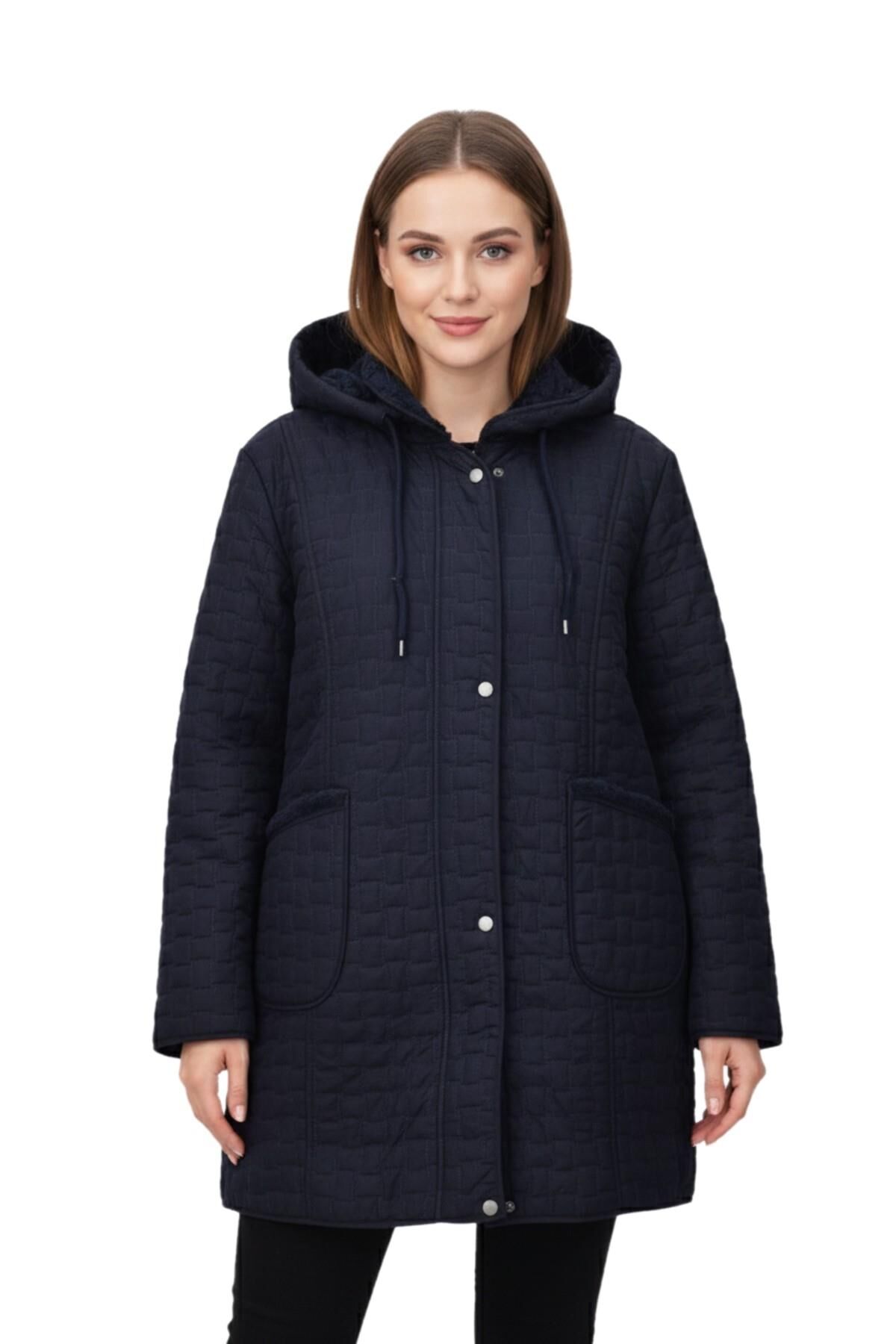 Kadın Kapitone Kapüşonlu İçi Peluş Mont BGL-ST05024