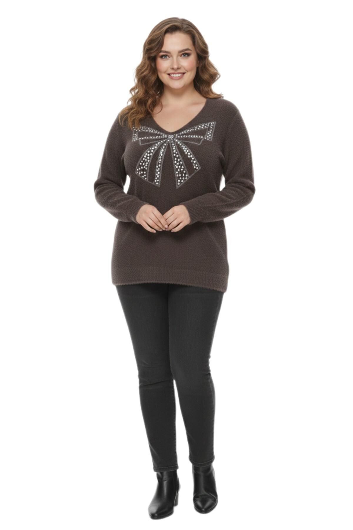 Kadın V Yaka İnci Modelli Sakallı Triko Kazak BGL-ST05078 KAHVE - M/L