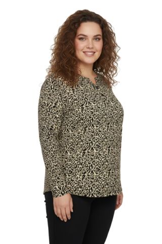 Kadın V Yaka Baskılı 2 Düğmeli Bluz BGL-ST05098