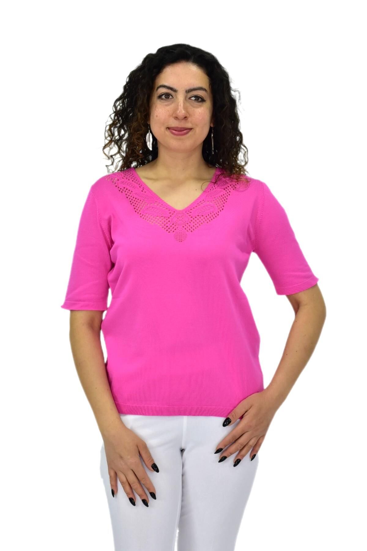 Kadın Yarım Kol V Yaka Yaka Sırt Detaylı Triko Tişöt 12835 BGL-ST04657 PEMBE - M/L