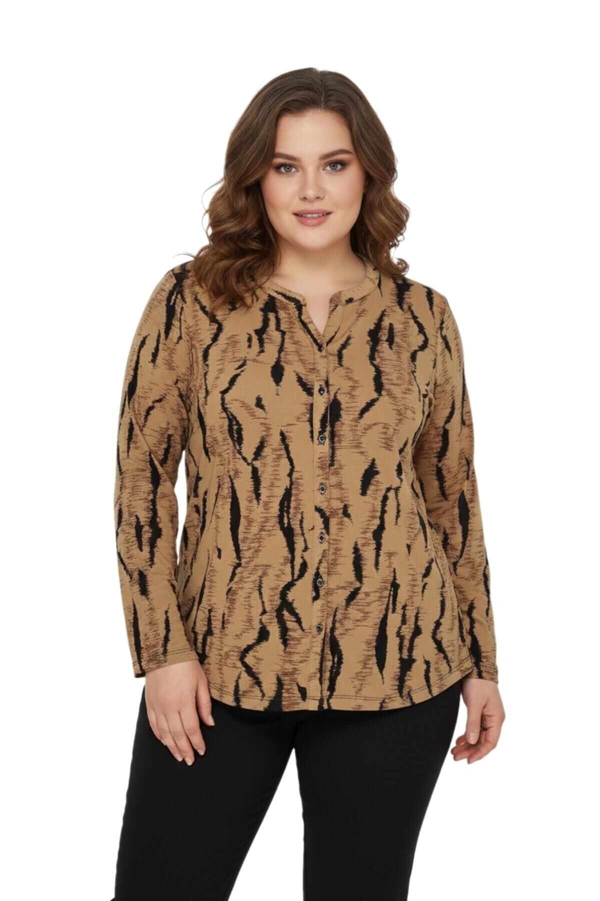Kadın Düğmeli Modelli Bluz BGL-ST05125 A.KAHVE - 50