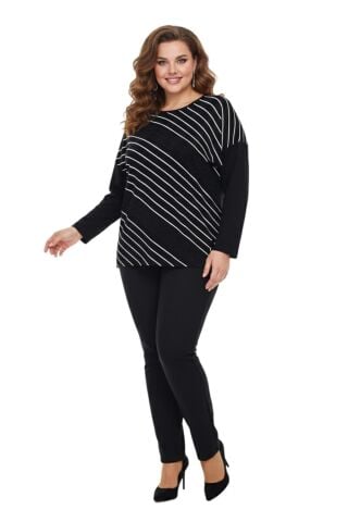 Kadın Siyah Sıfır Yaka Taşlı Bluz BGL-ST05157 SİYAH - 2XL