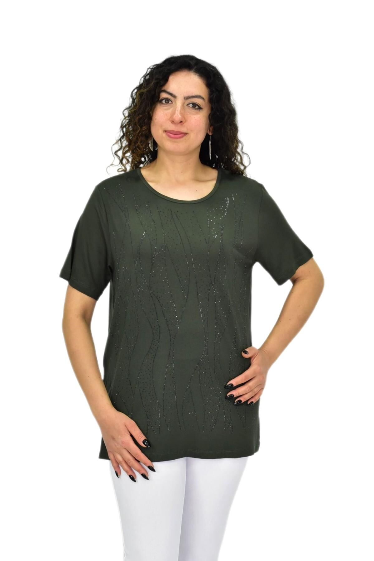 Kadın Viskon Taşlı Kısa Kol Bluz BGL-ST04679