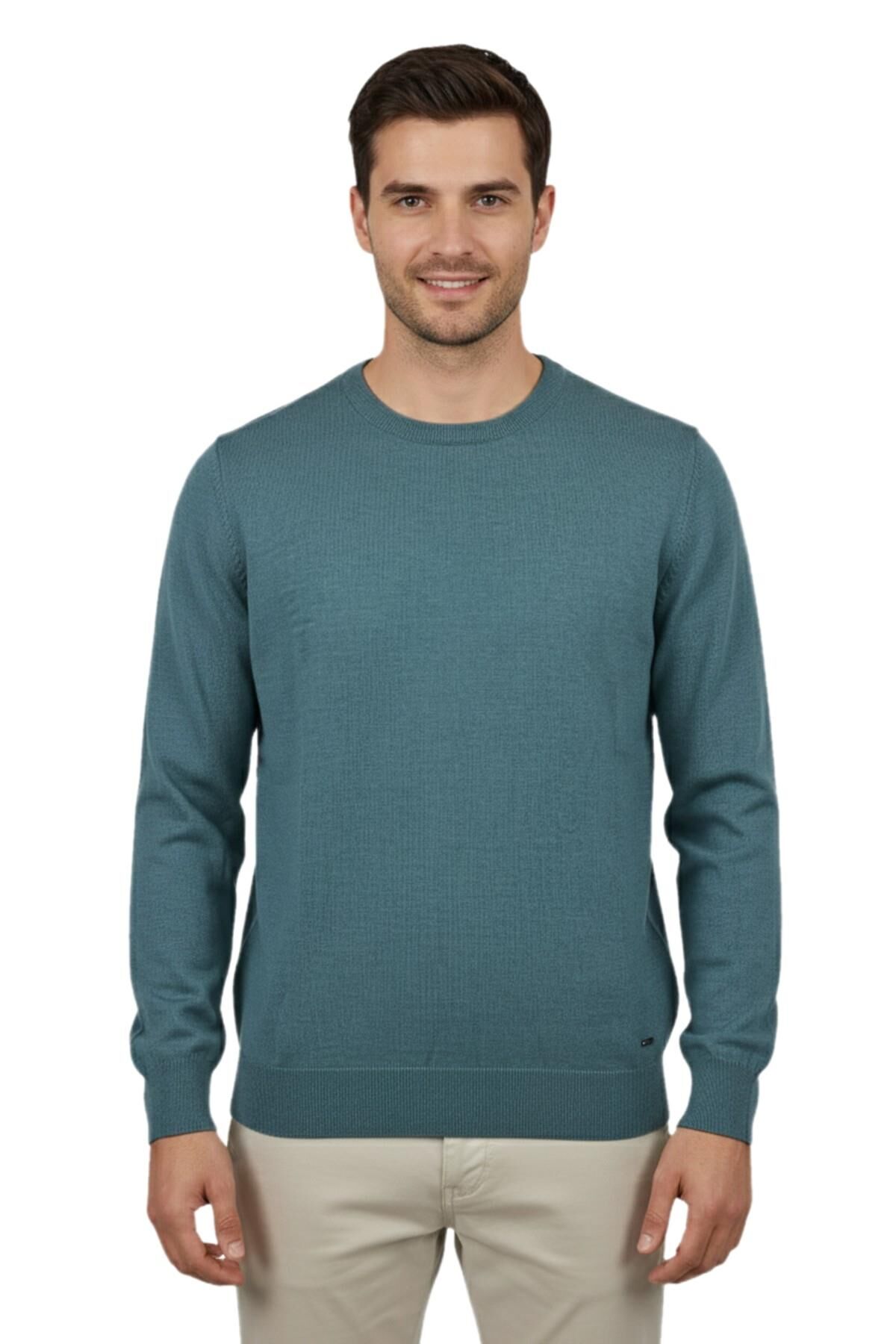 Erkek Spor Sıfır Yaka Regular Fit Kazak BGL-ST04953