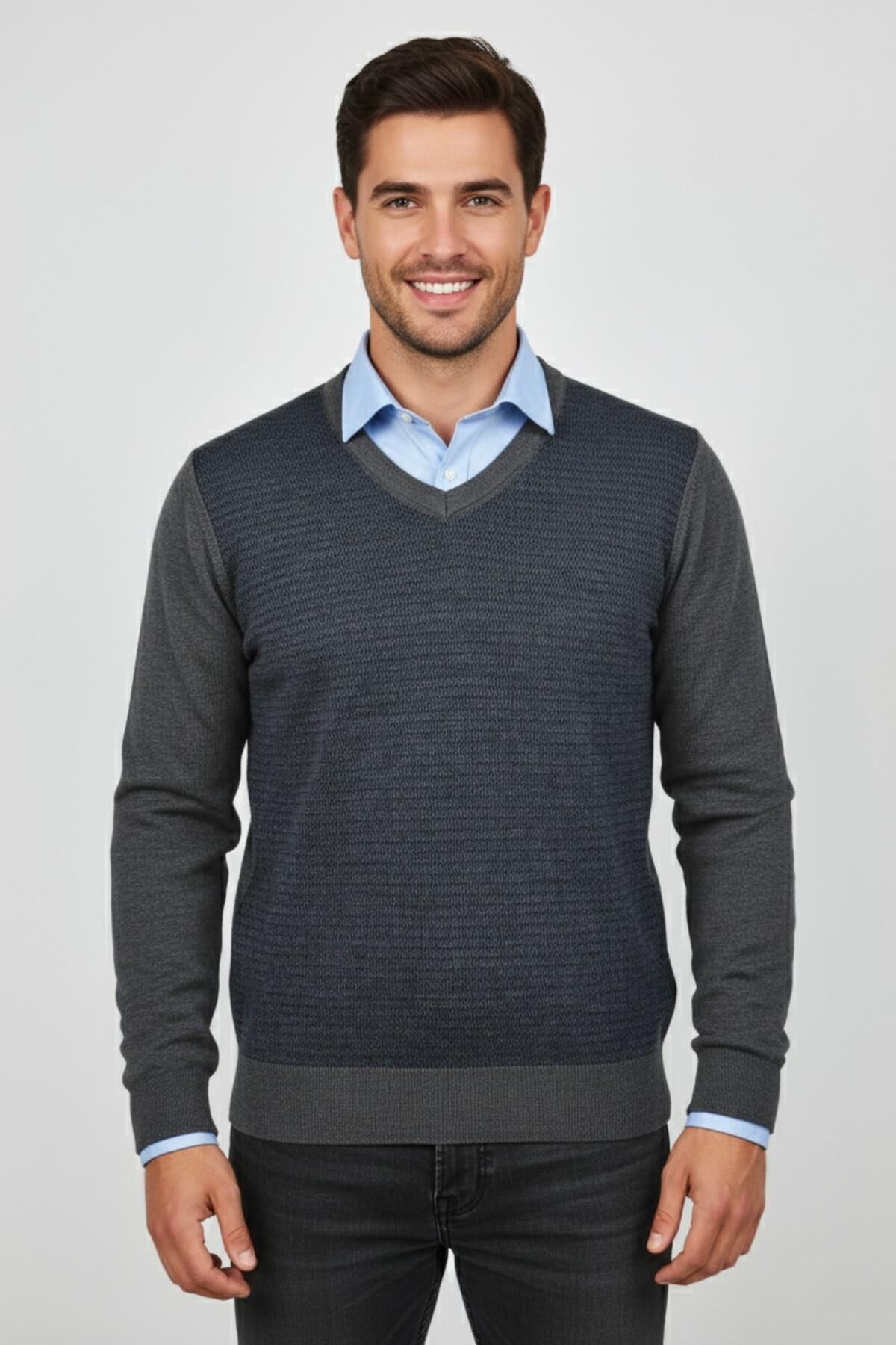 Erkek V Yaka Triko Kazak Çelik Örgü Regular Kalıp BGL-ST04838 K.GRİ - 2XL