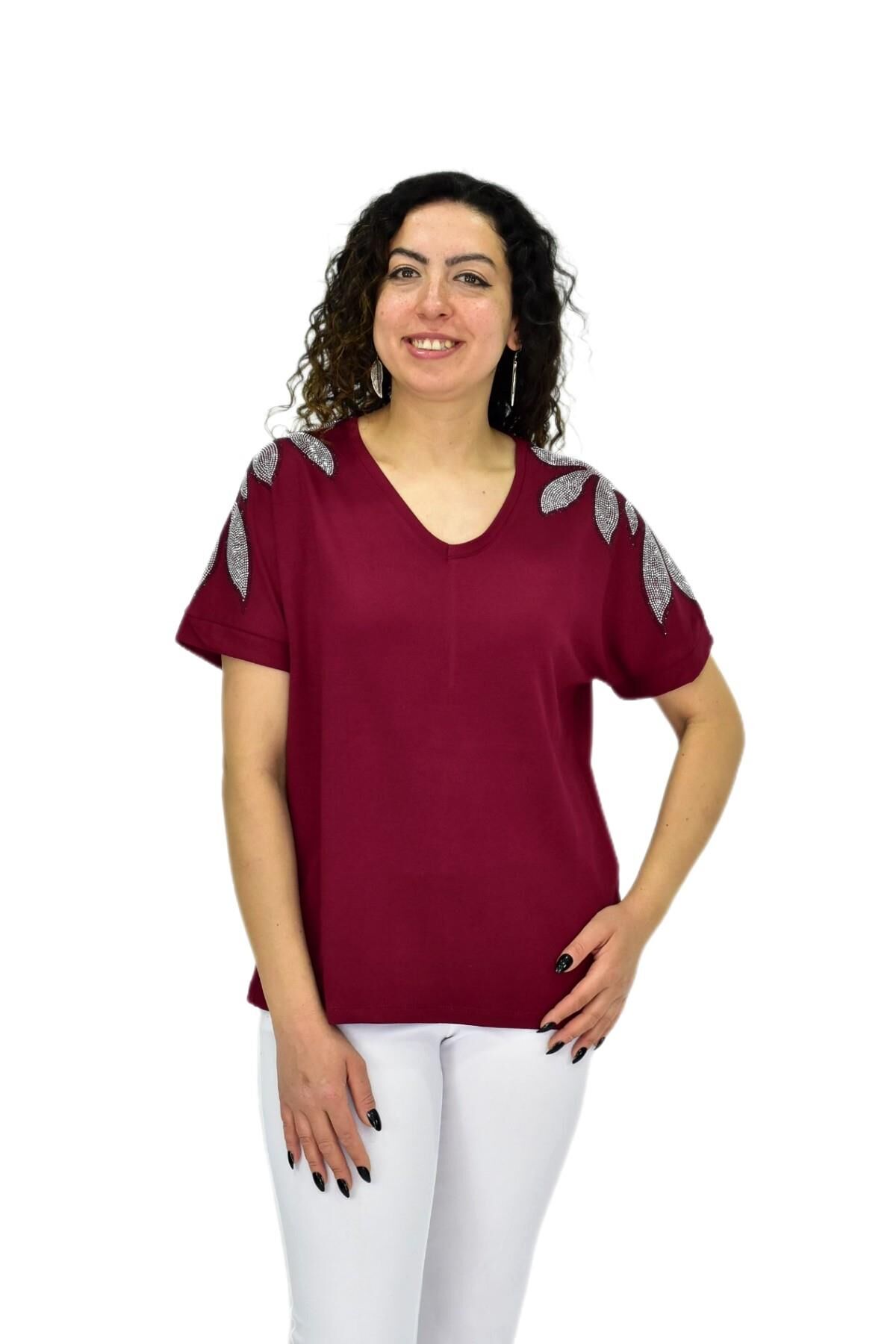 Kadın Yarım Kol V Yaka Taşlı Likralı Tişöt  BGL-ST04654 BORDO - M/L