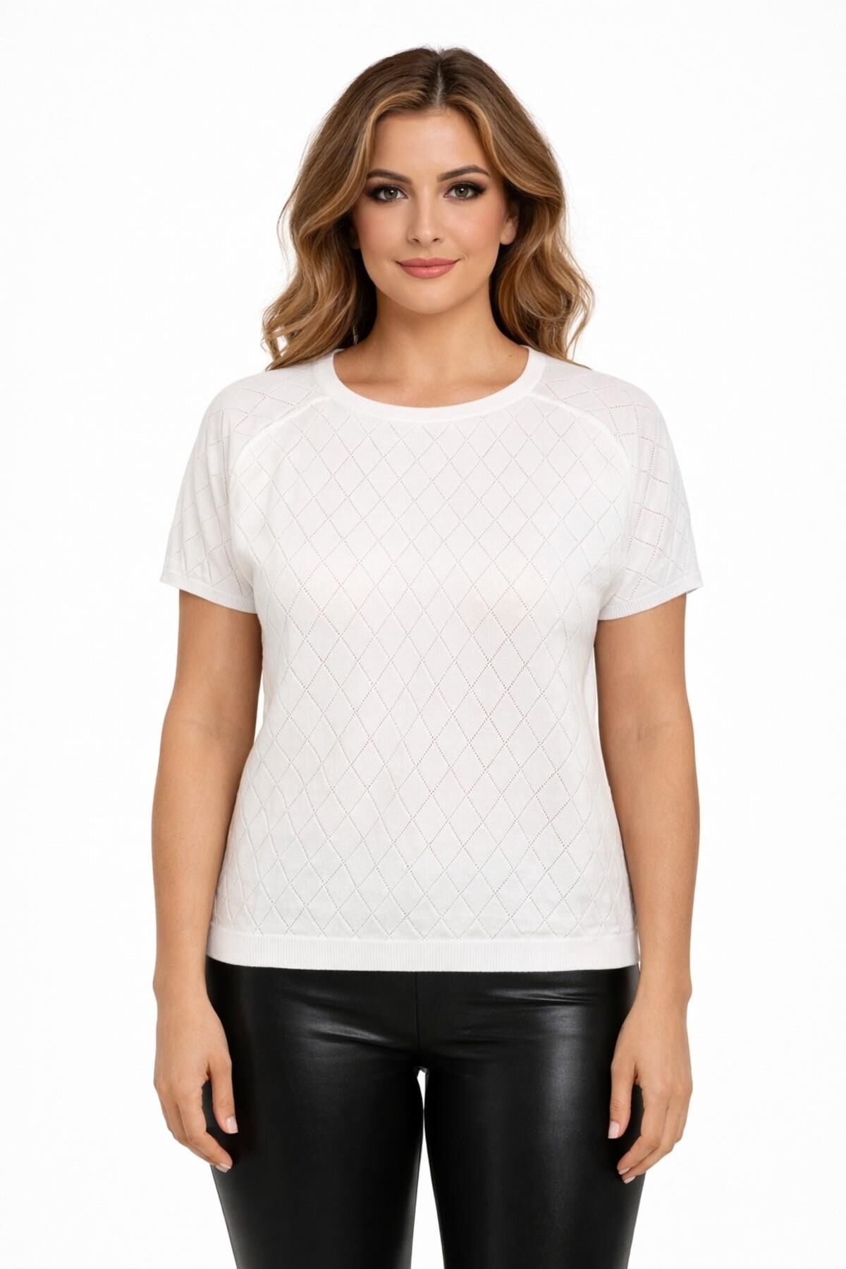 Kadın Triko Kısa Kol Bluz BGL-ST05305 BEYAZ - M/L