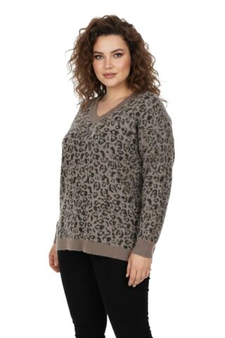 Kadın V Yaka Leopar Desen Sakallı Triko Kazak BGL-ST05079 VİZON - M/L