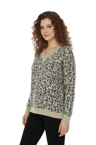 Kadın V Yaka Leopar Desen Sakallı Triko Kazak BGL-ST05079 KREM - L/XL