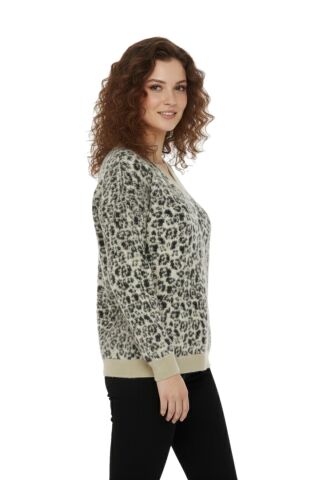 Kadın V Yaka Leopar Desen Sakallı Triko Kazak BGL-ST05079 KREM - L/XL