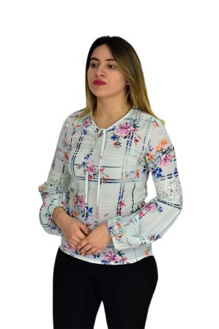 Kadın Çiçekli Bluz BGL-ST00591
