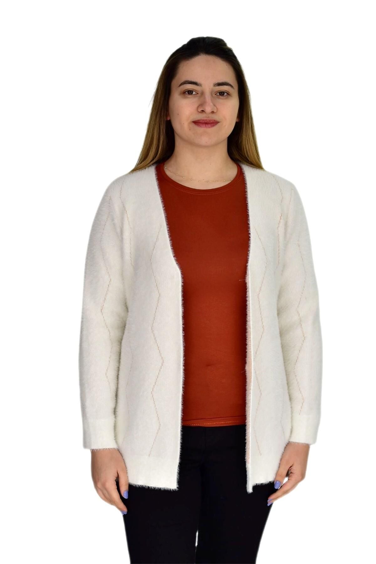 Kadın Yumoş Triko Hırka BGL-ST03359 EKRU - STANDART