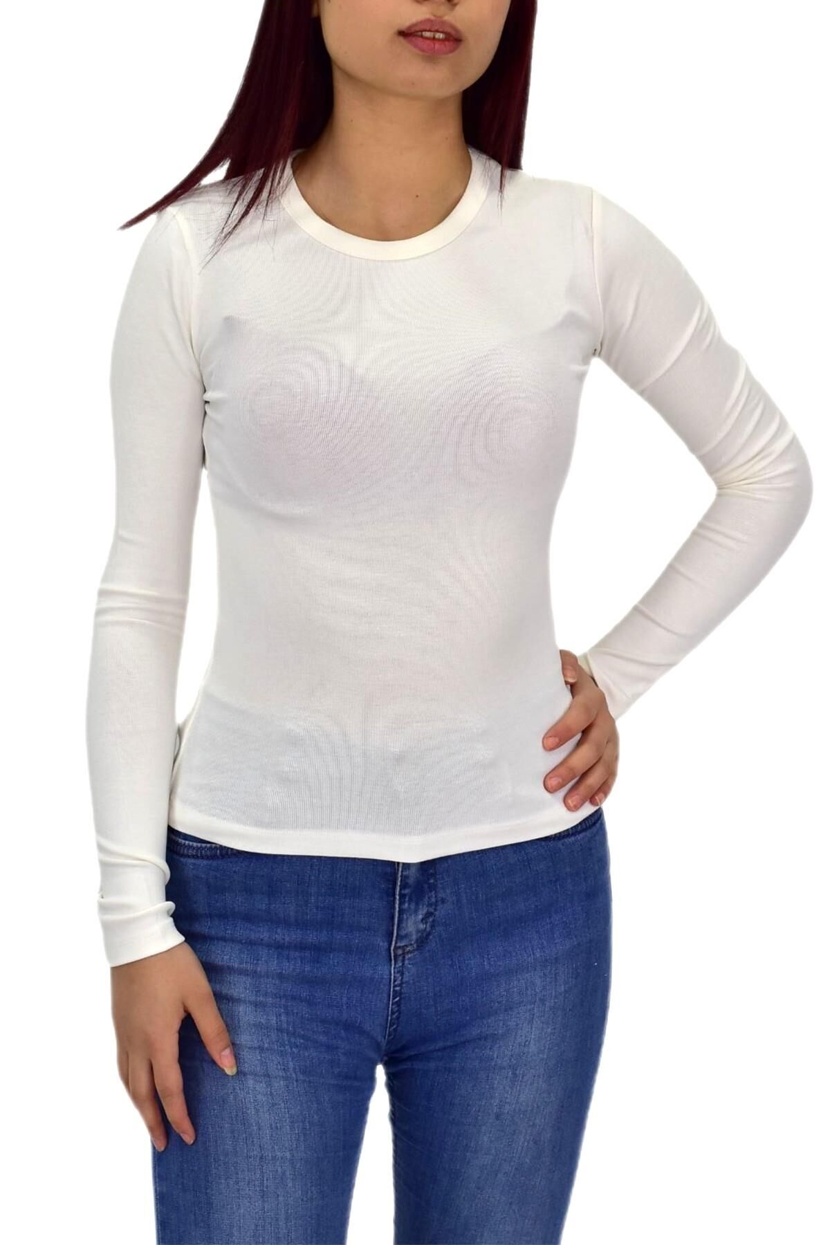 Kadın Düz Renk Vücuda Oturan Uzun Kollu Sweatshirt BGL-ST04296 EKRU - S